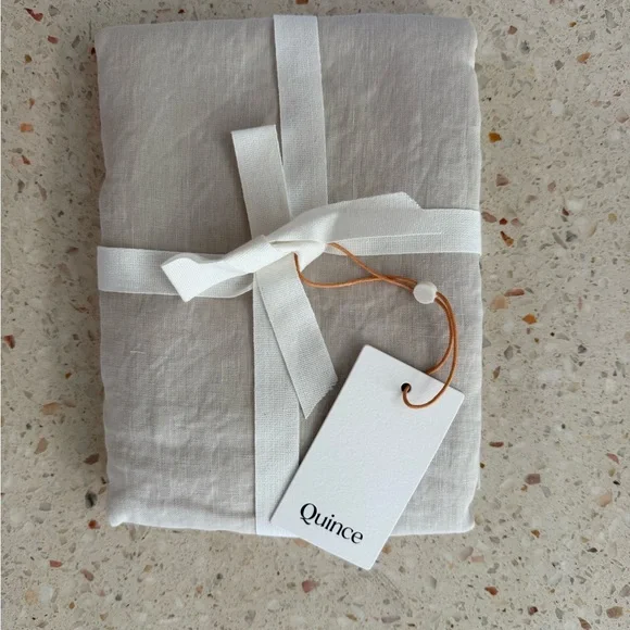 Quince European linen sham set - standard NWT - Picture 3 of 6
